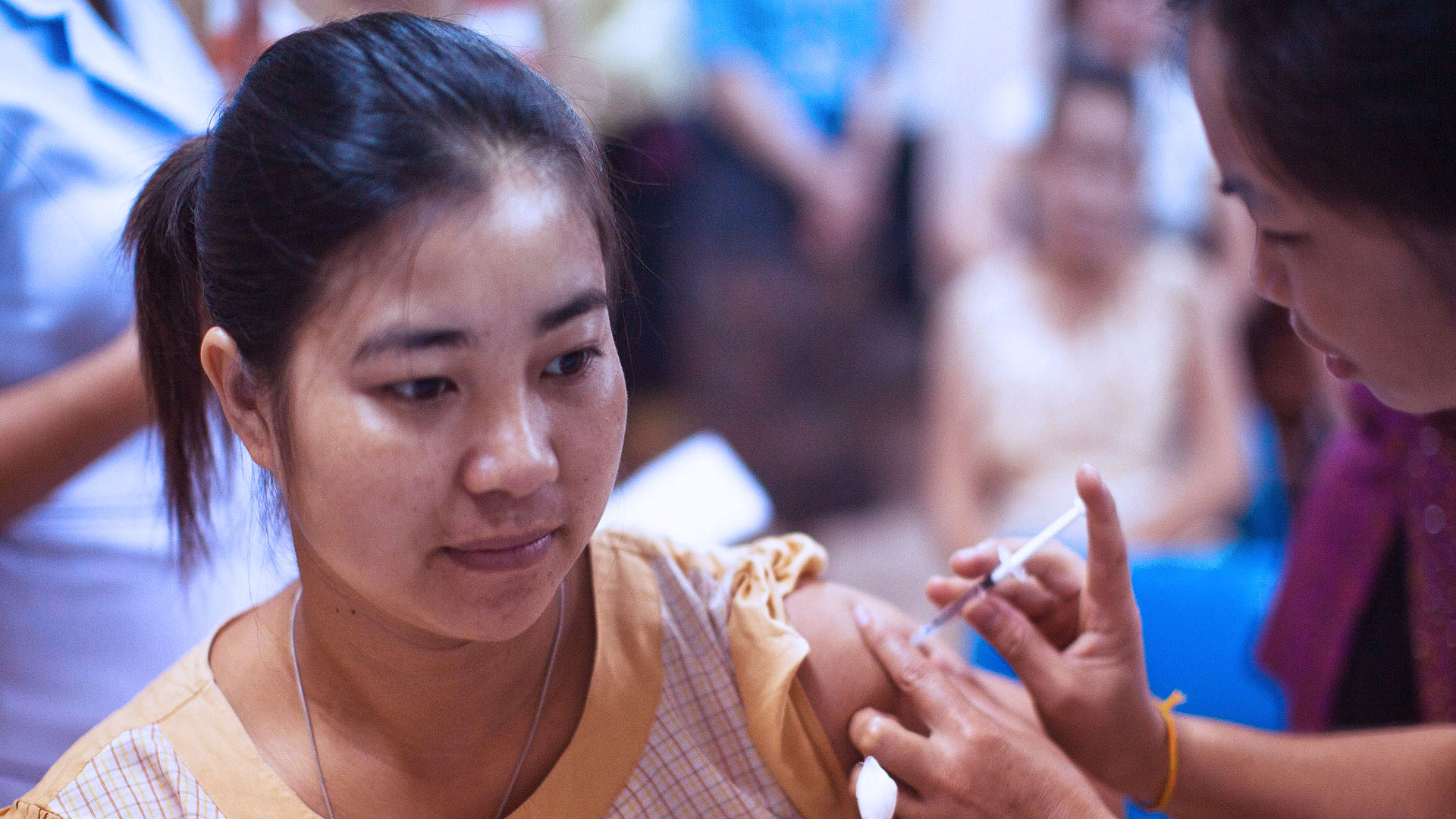 Gemeente Voorschoten probeert beter in contact te komen met inwoners tijdens griepprik bij de huisar