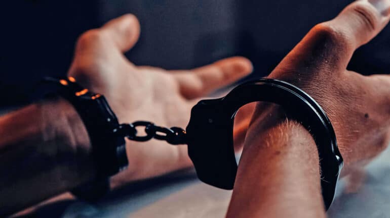 dtenetie,boef,arrest,aanhouding